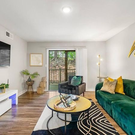 High-End On A Budget At Truist Park Atlanta Bagian luar foto